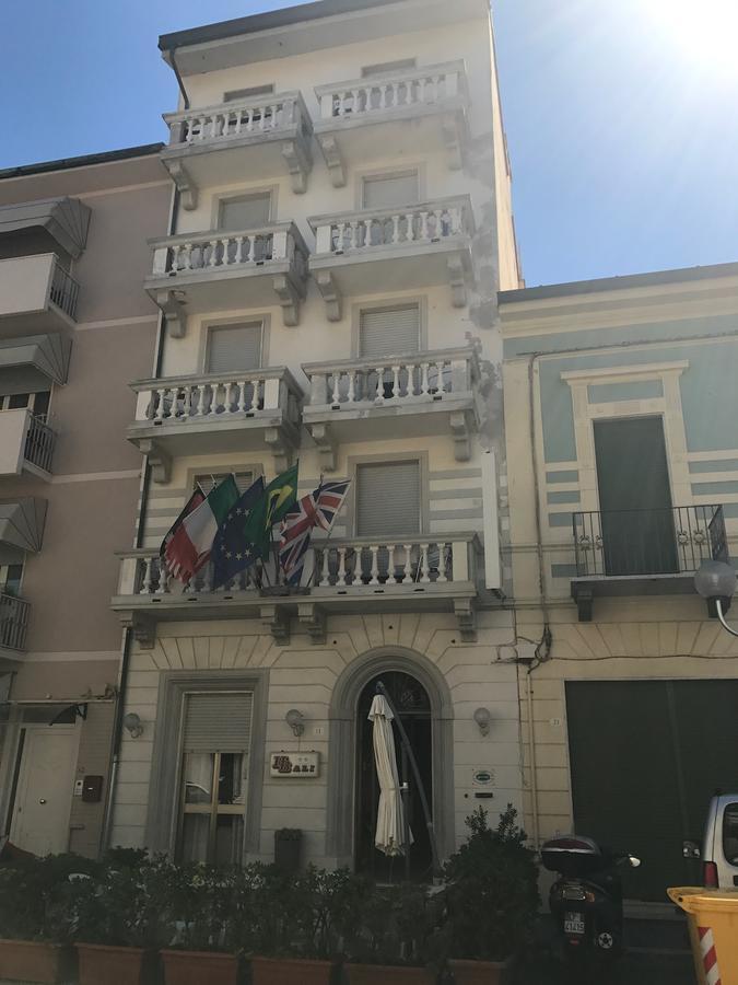 Hotel Bali Viareggio Exterior photo